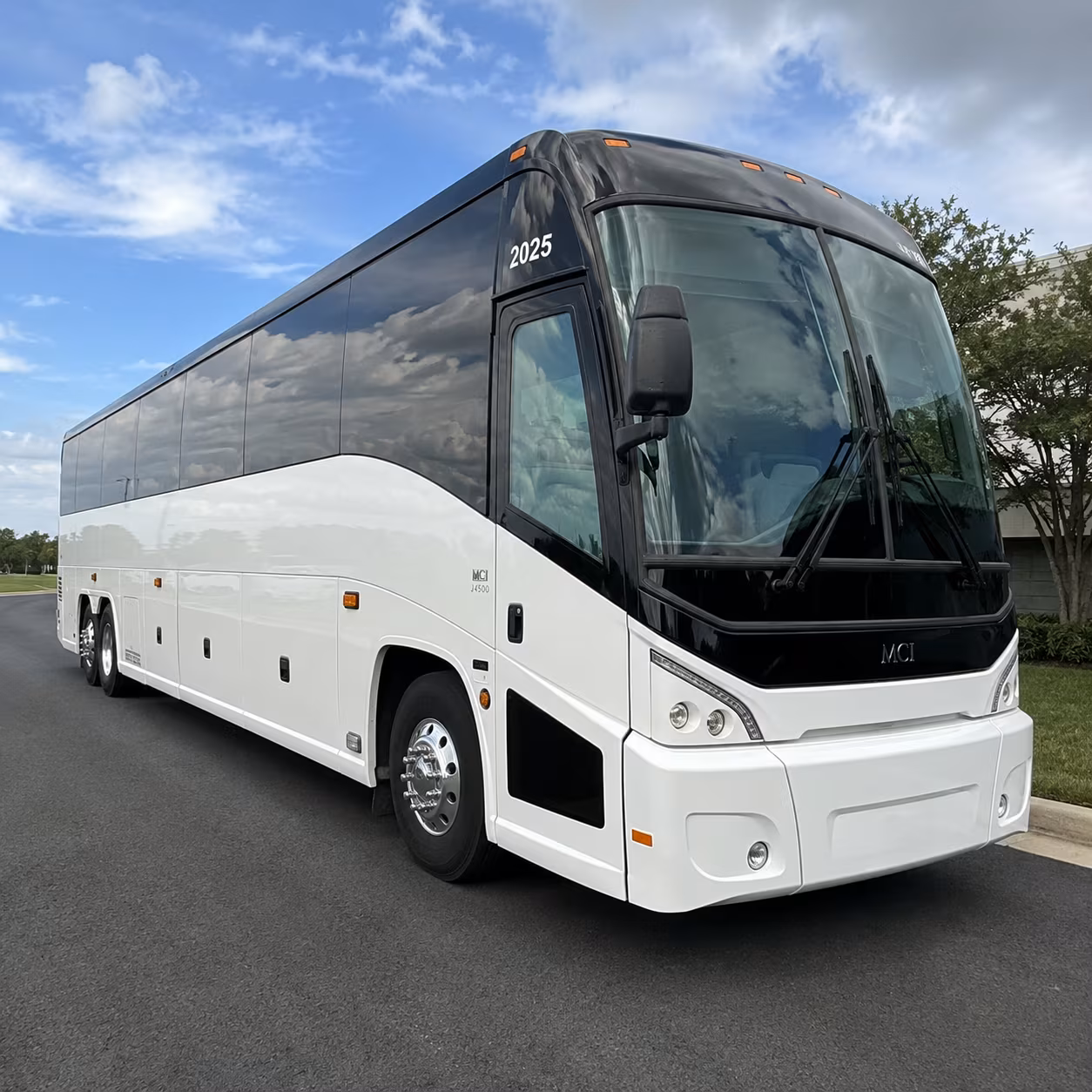 corporate event shuttles between west des moines office parks and downtown des moines