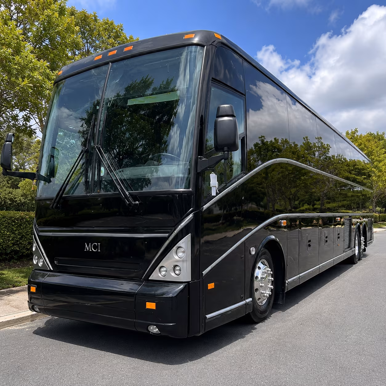 find a prom bus for dowling catholic and valley high school groups