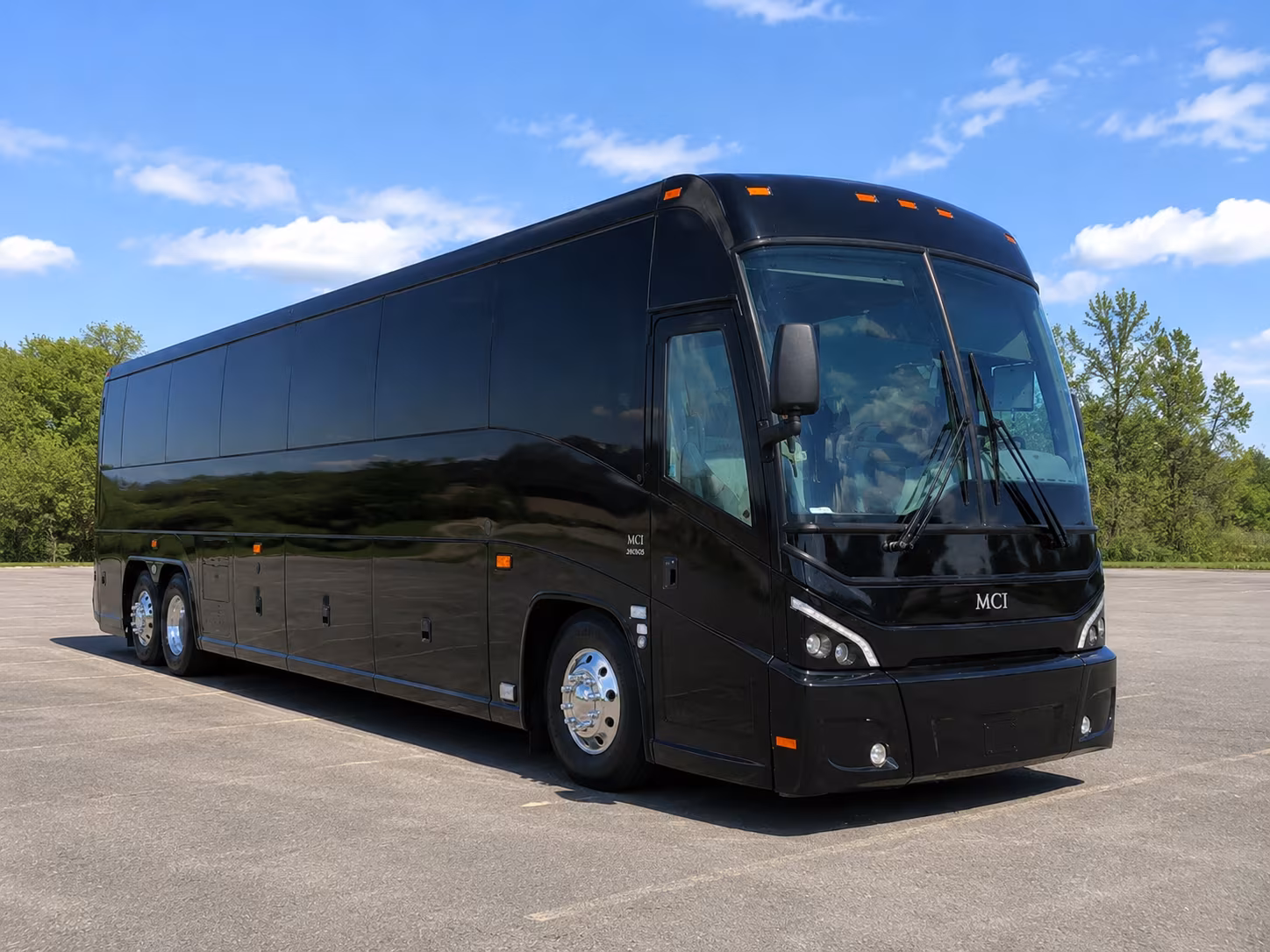 shuttle guests between west des moines hotels and downtown des moines venues