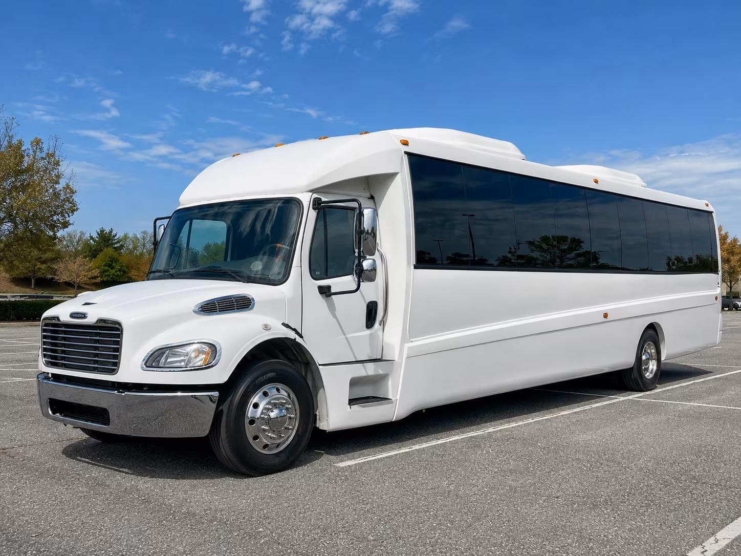 west des moines 30 passenger party bus